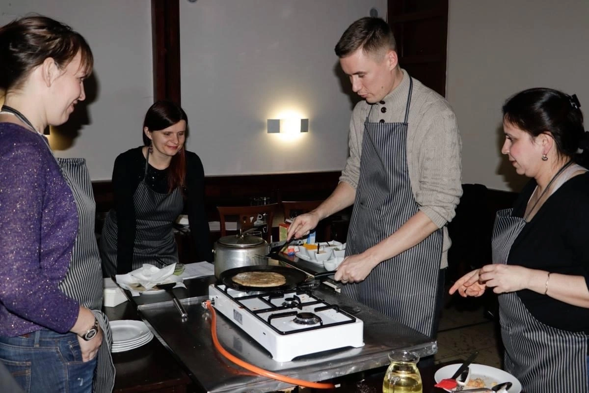 Teambuilding a skupinové kulinářské lekce na místě